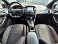 Ford Focus Turnier ST-Line RED Automatik *aus 1. Hand Rojo - thumbnail 13