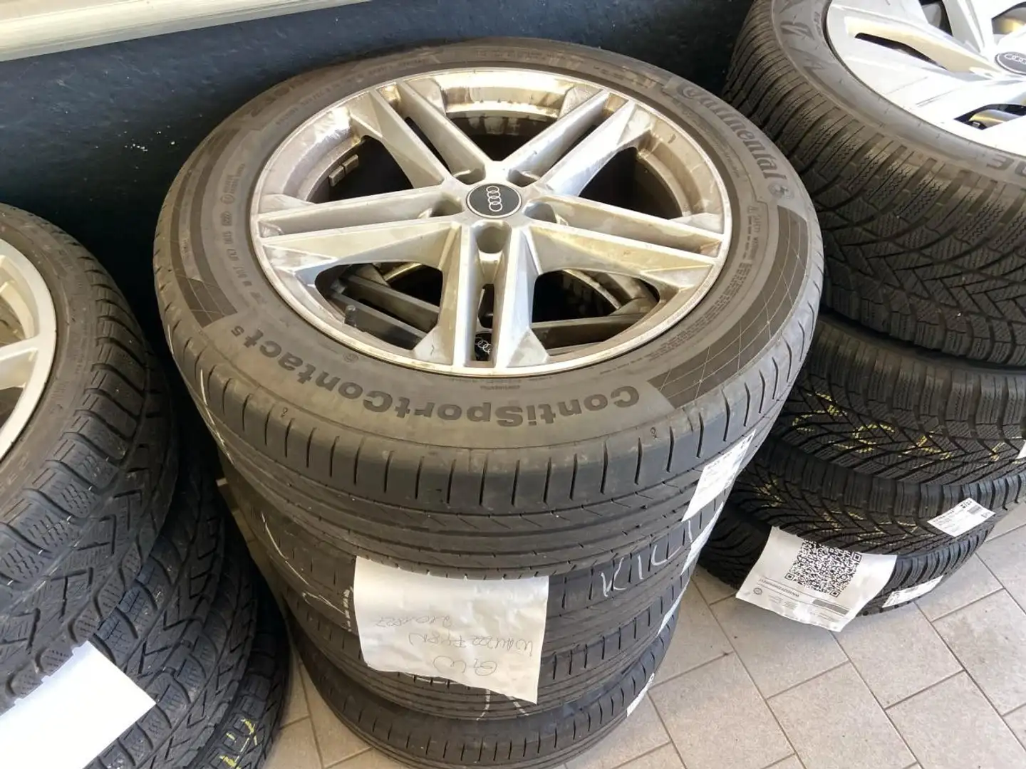 Audi Q5 40TDI qua 3xS line R-KAM LED AMBIENTE VIRTUAL Grau - 2