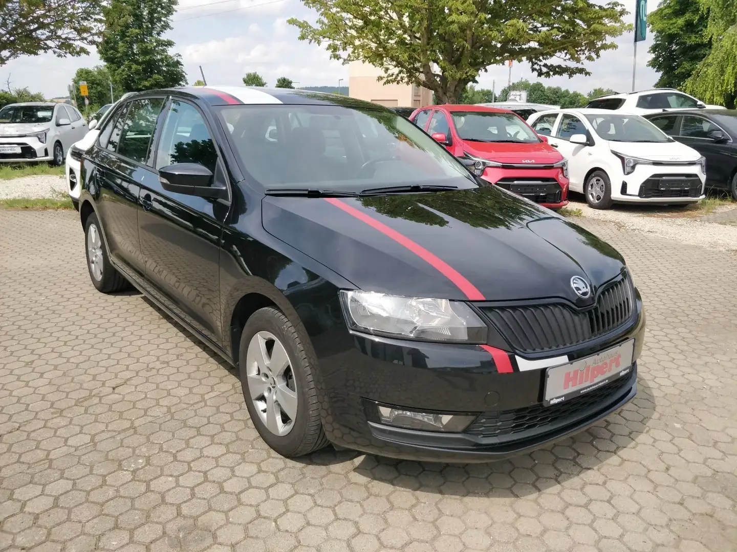 Skoda Sonstige 1.0 TSI Spaceback Active 110PS AHK DSG SHZ Schwarz - 2