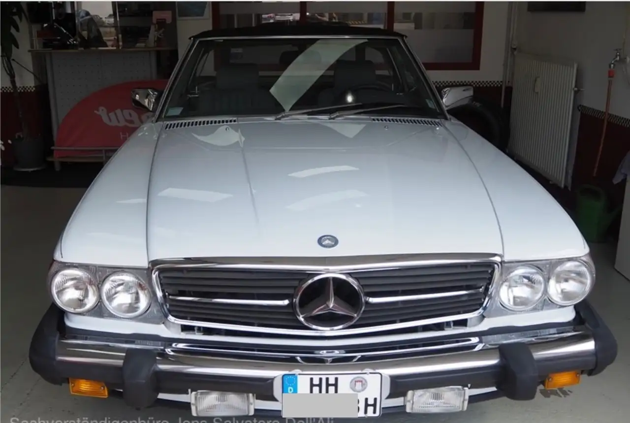 Mercedes-Benz SL 560 (US-R107), foto 6