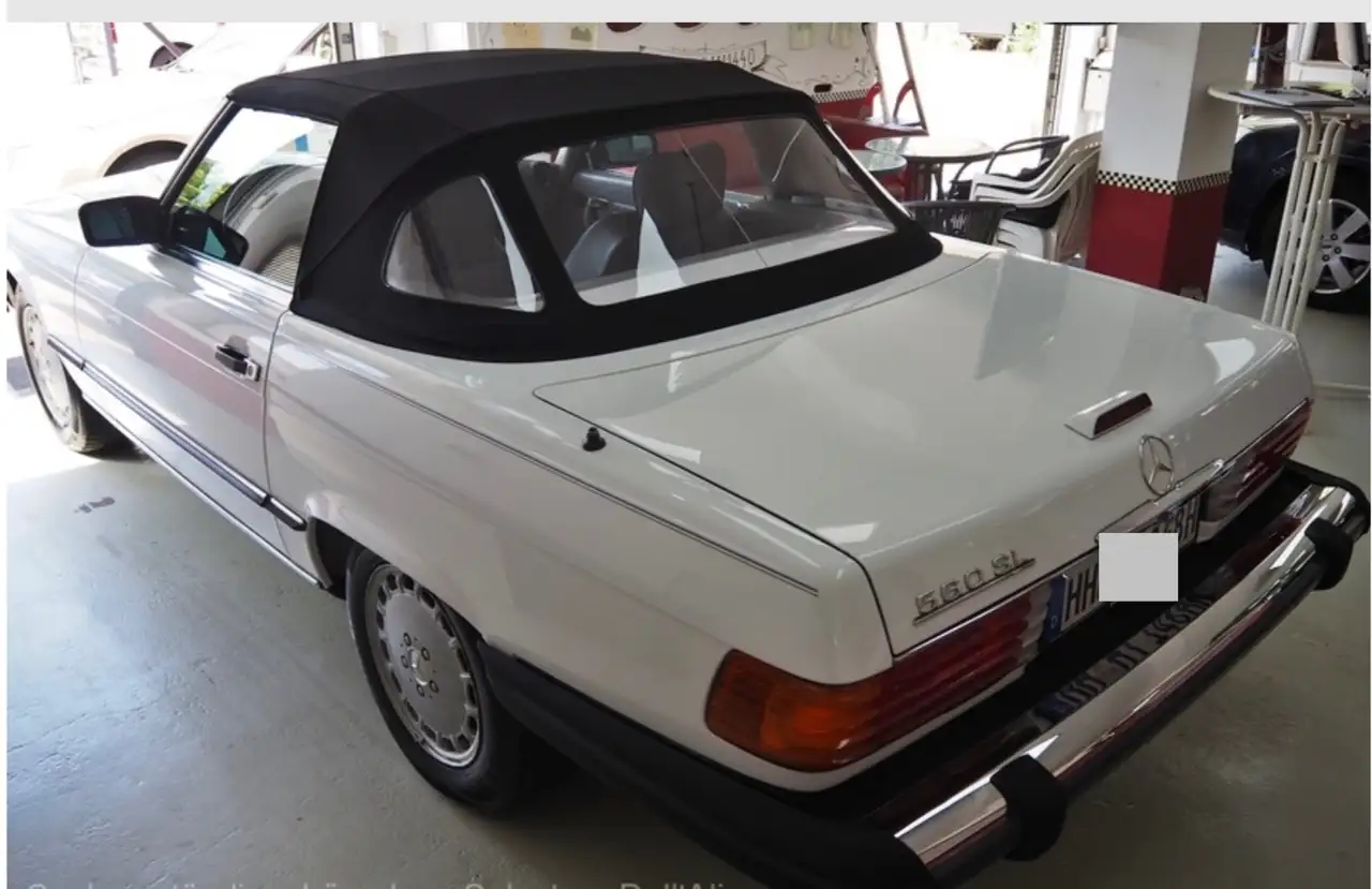 Mercedes-Benz SL 560 (US-R107), foto 3