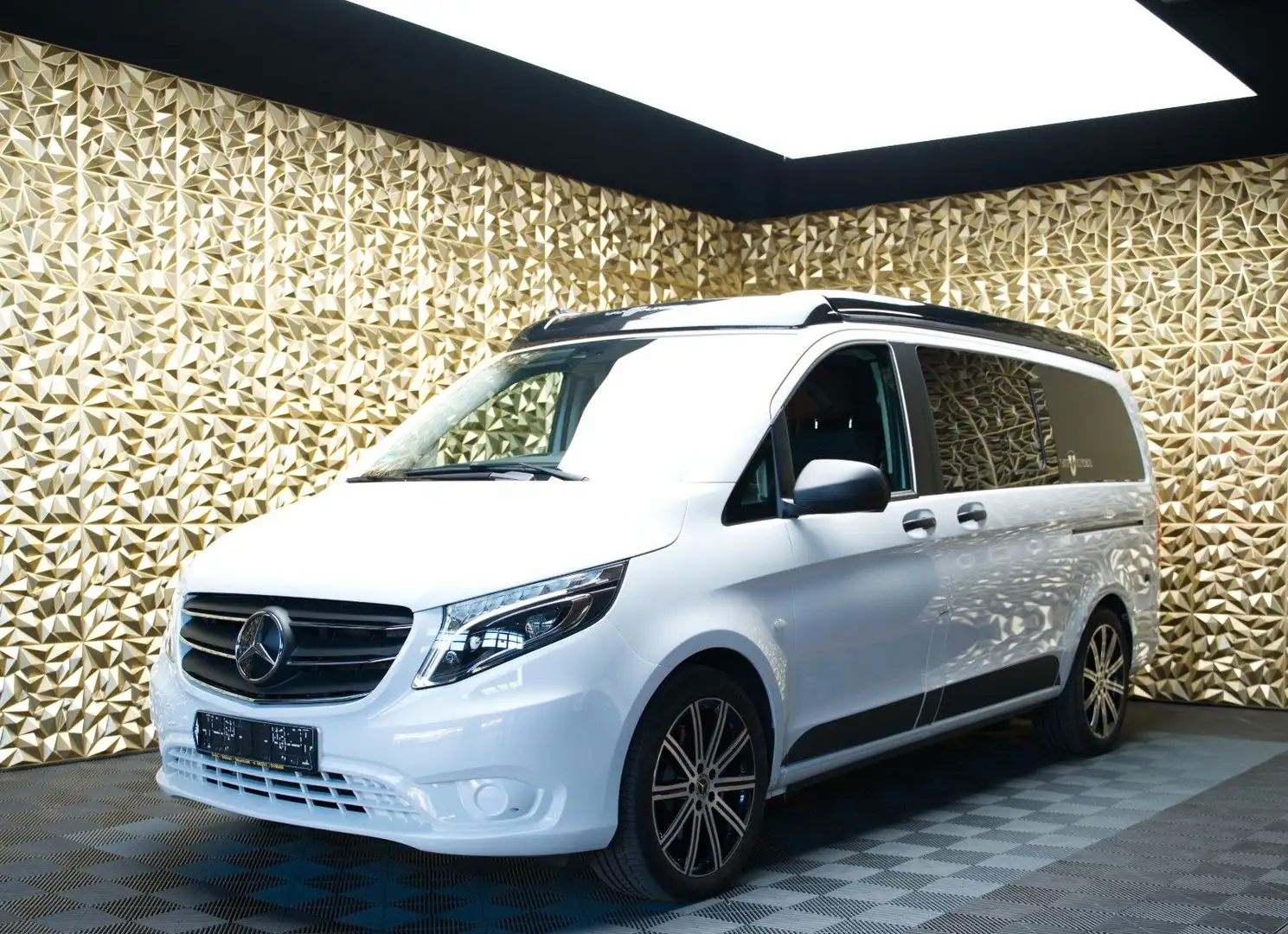 Mercedes-Benz Vito Tourer 119 CDI lang|LED|19"|MARKISE|AHK| Blanc - 1