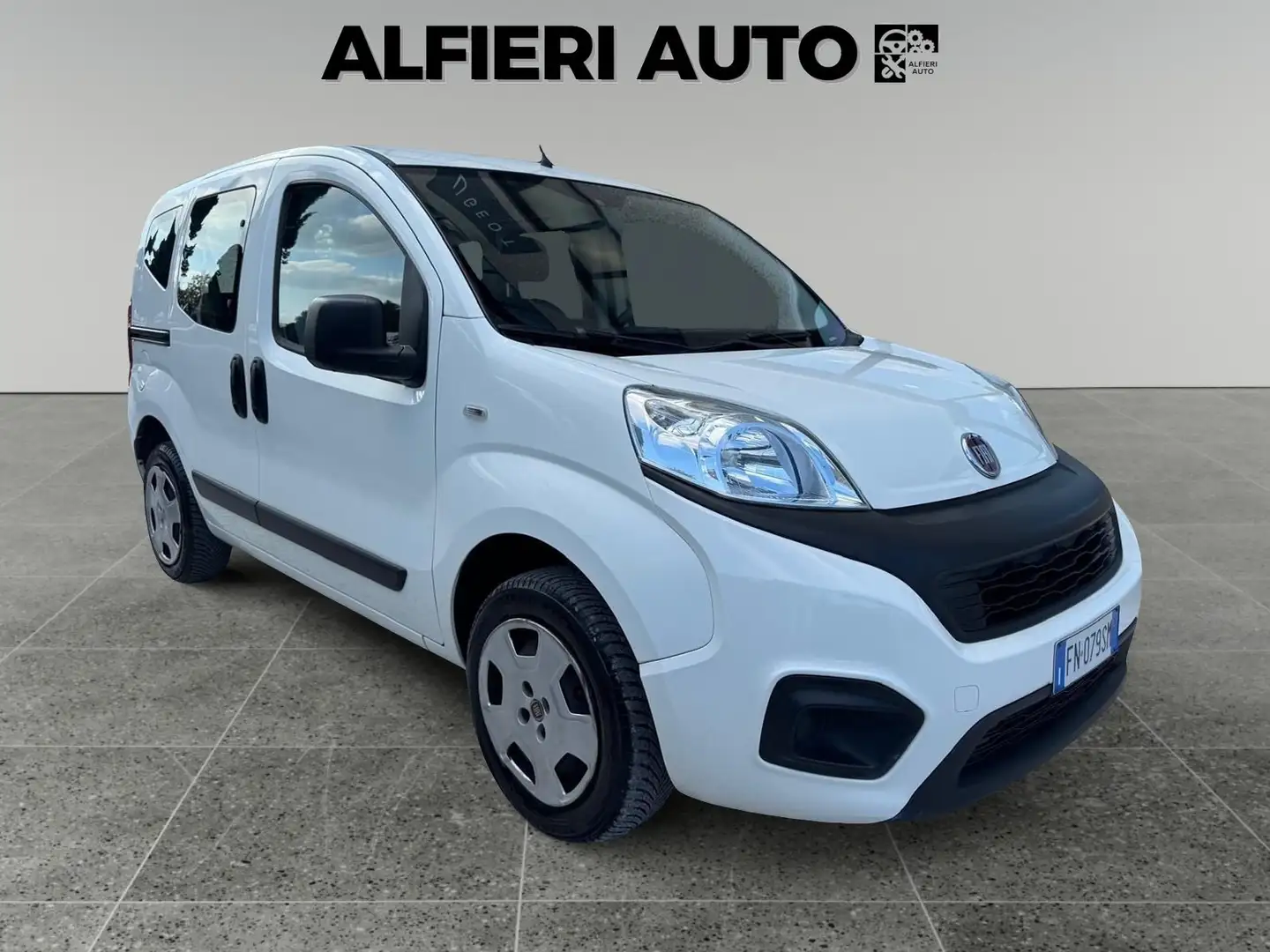 Fiat Qubo 1.4 Benzina 77cv Easy Bianco - 1