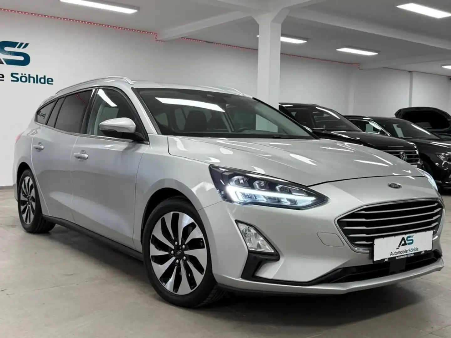 Ford Focus 1.5 TDCi Cool&Connect Navi/LED/Kamera/ Argent - 1