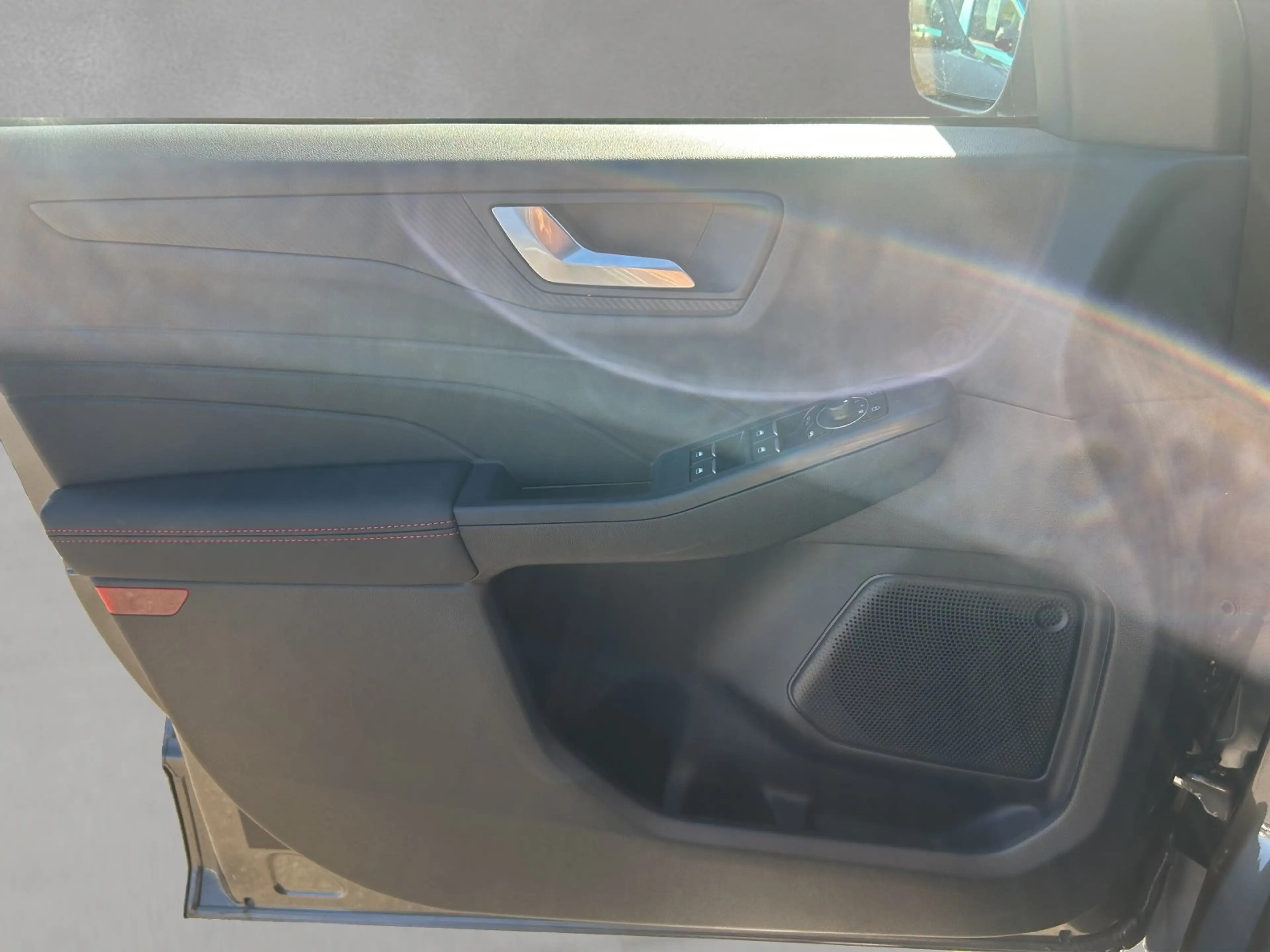 Ford Kuga 1.5 ST-Line Automatik/ AHK,GZ-Reifen/FGS — photo 13
