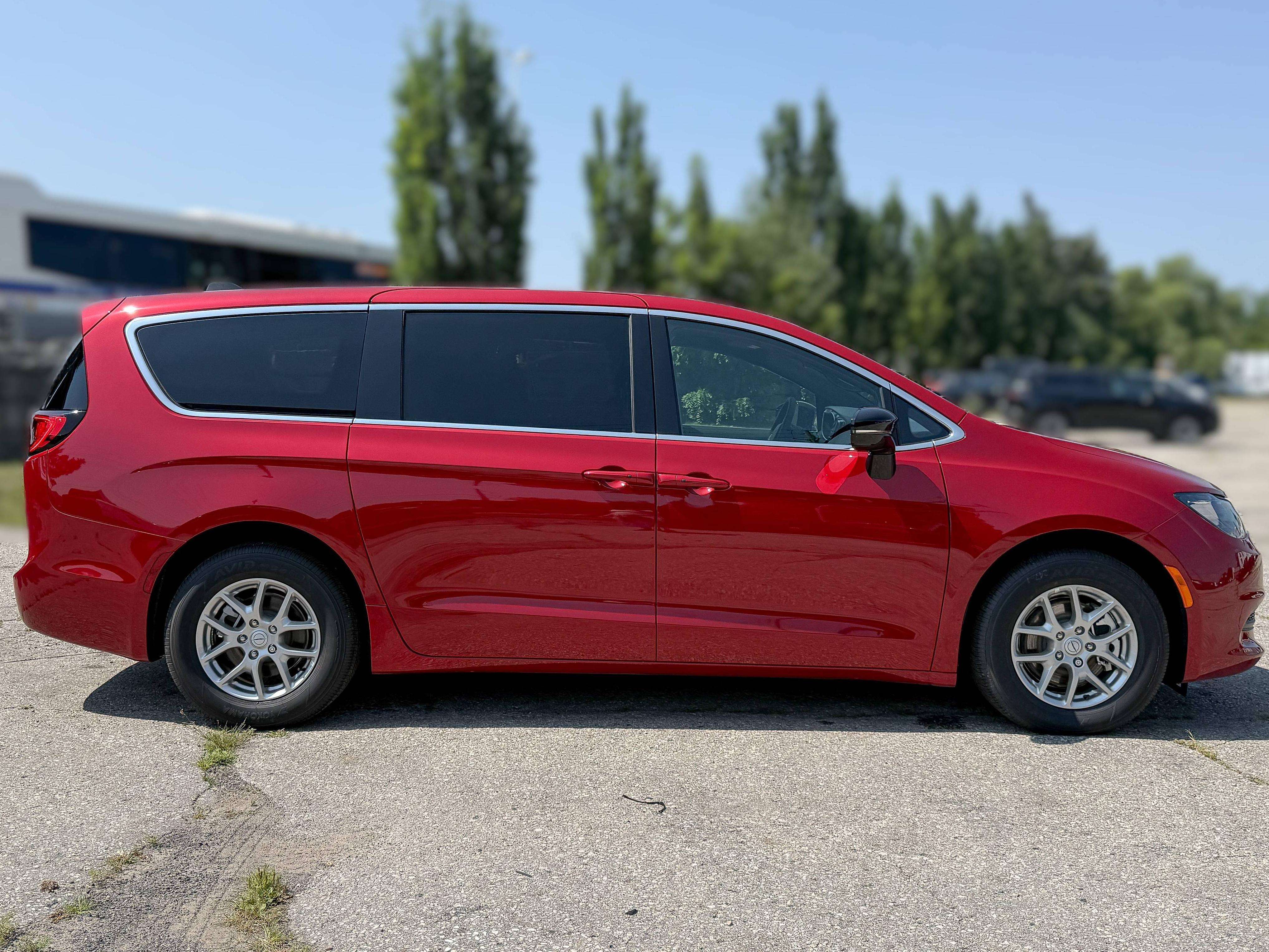 2026 Chrysler Grand Caravan