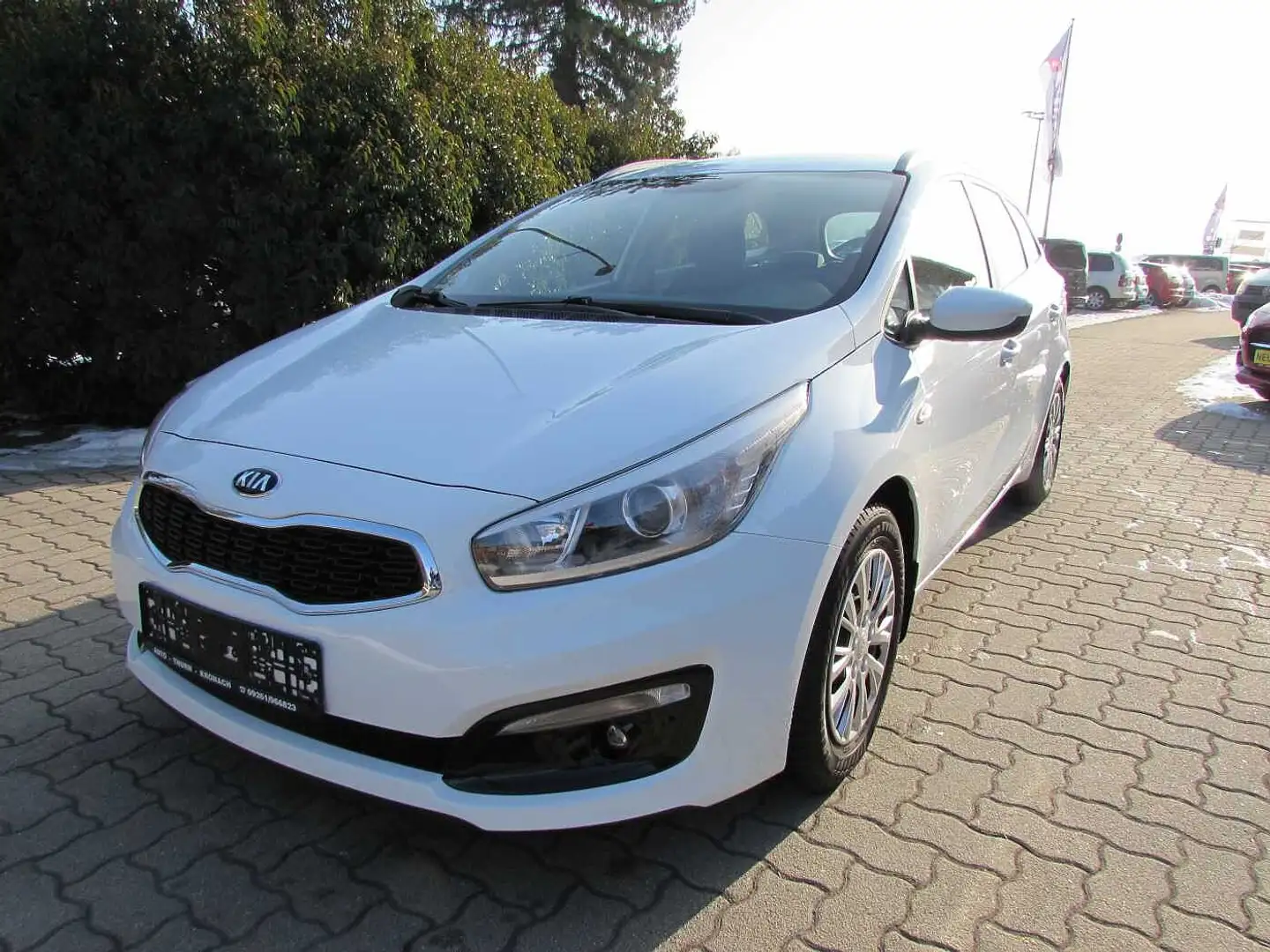 Kia Ceed / cee'd 1.6 CRDi SW Euro-6 Edition Blanc - 1