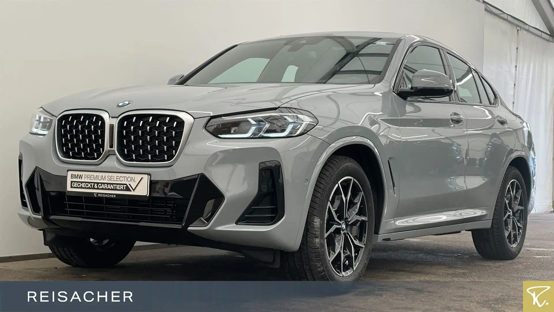 BMW X4 xDrive30d A M Sport AHK Pano RFK HuD HiFi 19" Grau - 1