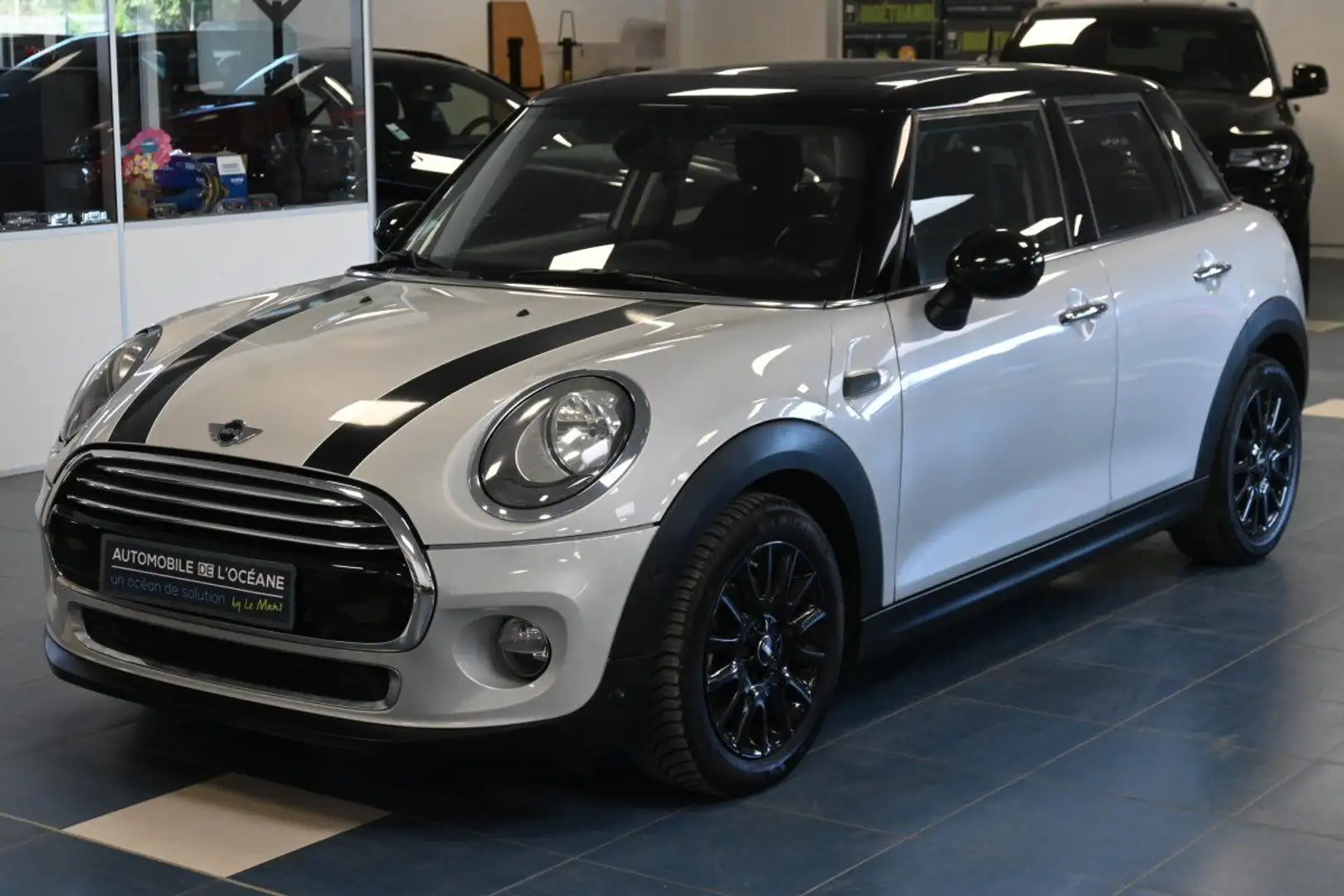 MINI One HATCH 5 PORTES Cooper D 116 ch Pack Chili Blanc - 1