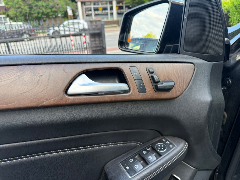 Mercedes-Benz ML 350 CDI AMG Sportpaket Panorama — photo 6