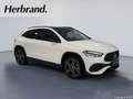 Mercedes-Benz GLA 200 4matic AMG Line NIGHT AHK KAMERA PANO Weiß - thumbnail 2