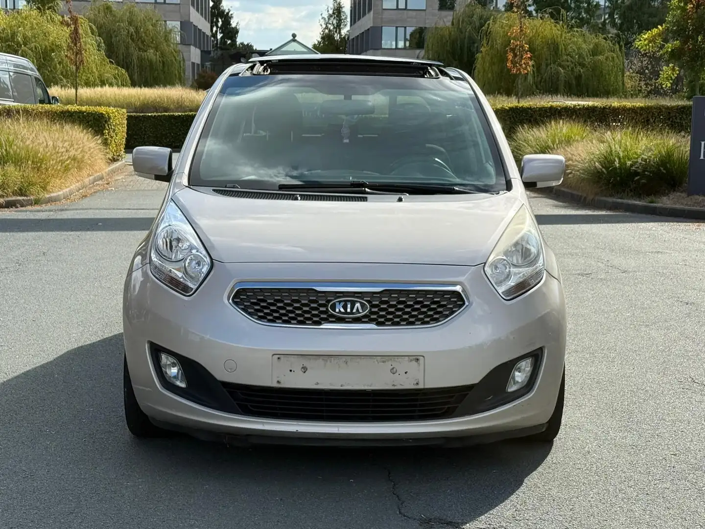 Kia Venga Venga 1.4 CRDi Hedgren ISG EcoDynamics Beige - 2