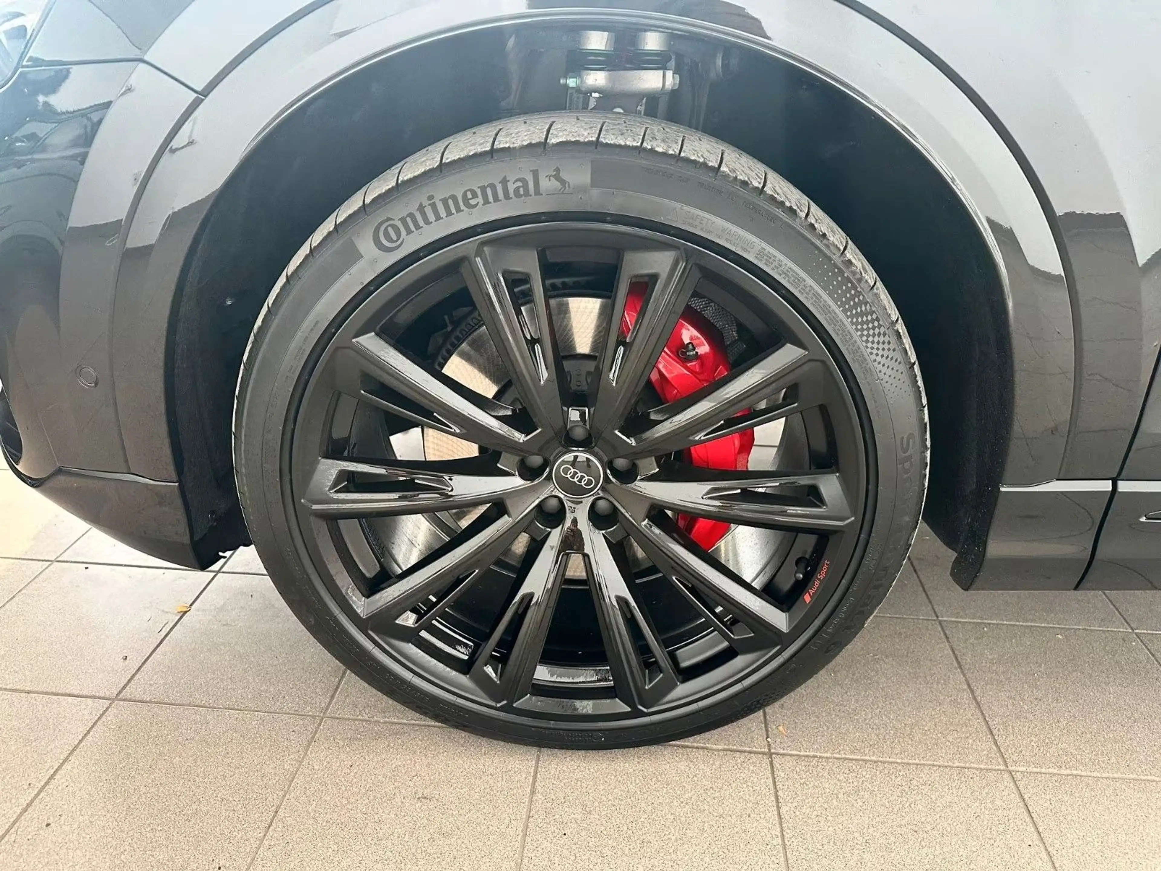 Audi Q8 TFSI Hybrid/-25%/Mass/Pan/ParkRemote/23 — photo 5