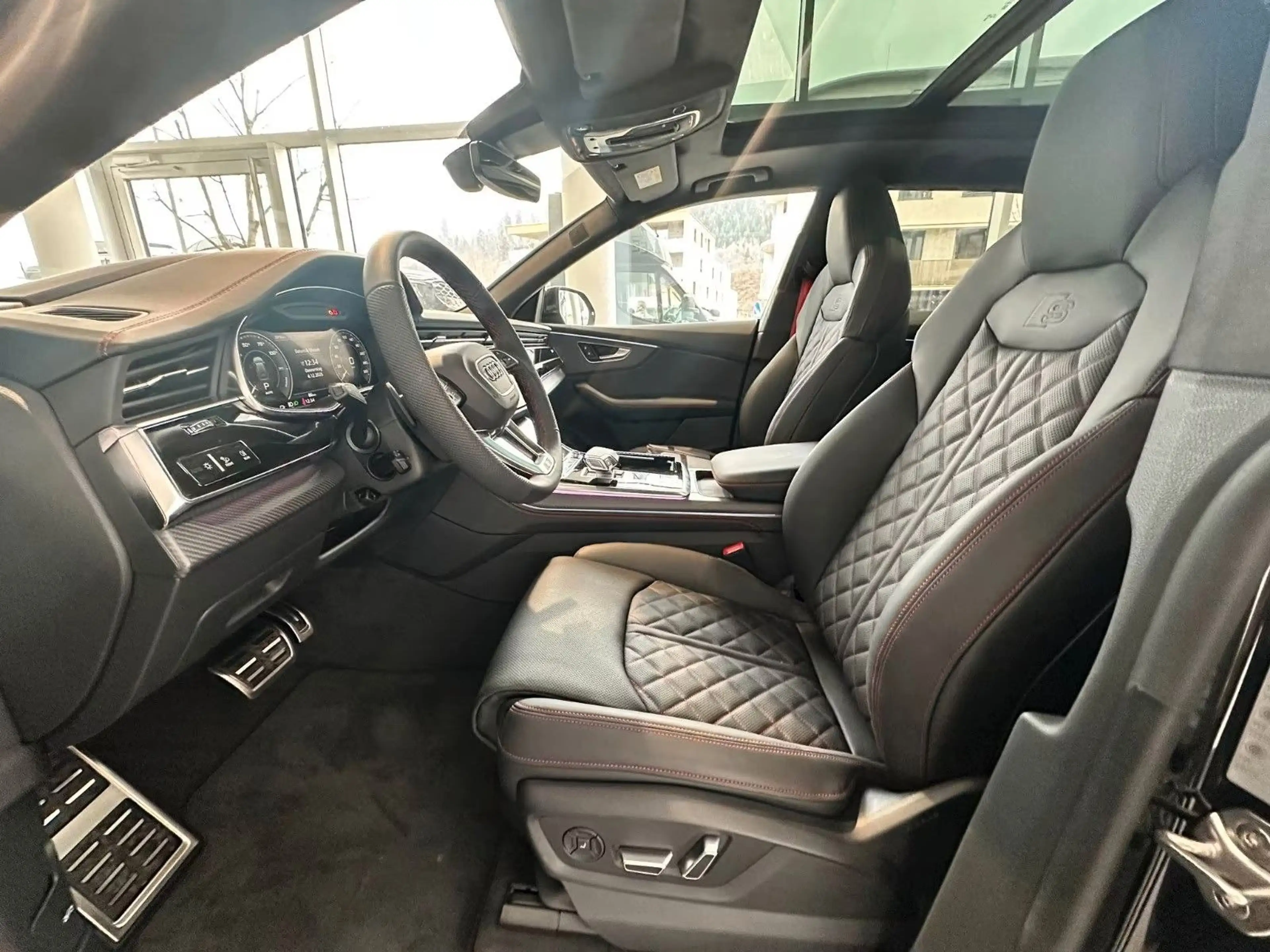 Audi Q8 TFSI Hybrid/-25%/Mass/Pan/ParkRemote/23 — photo 13