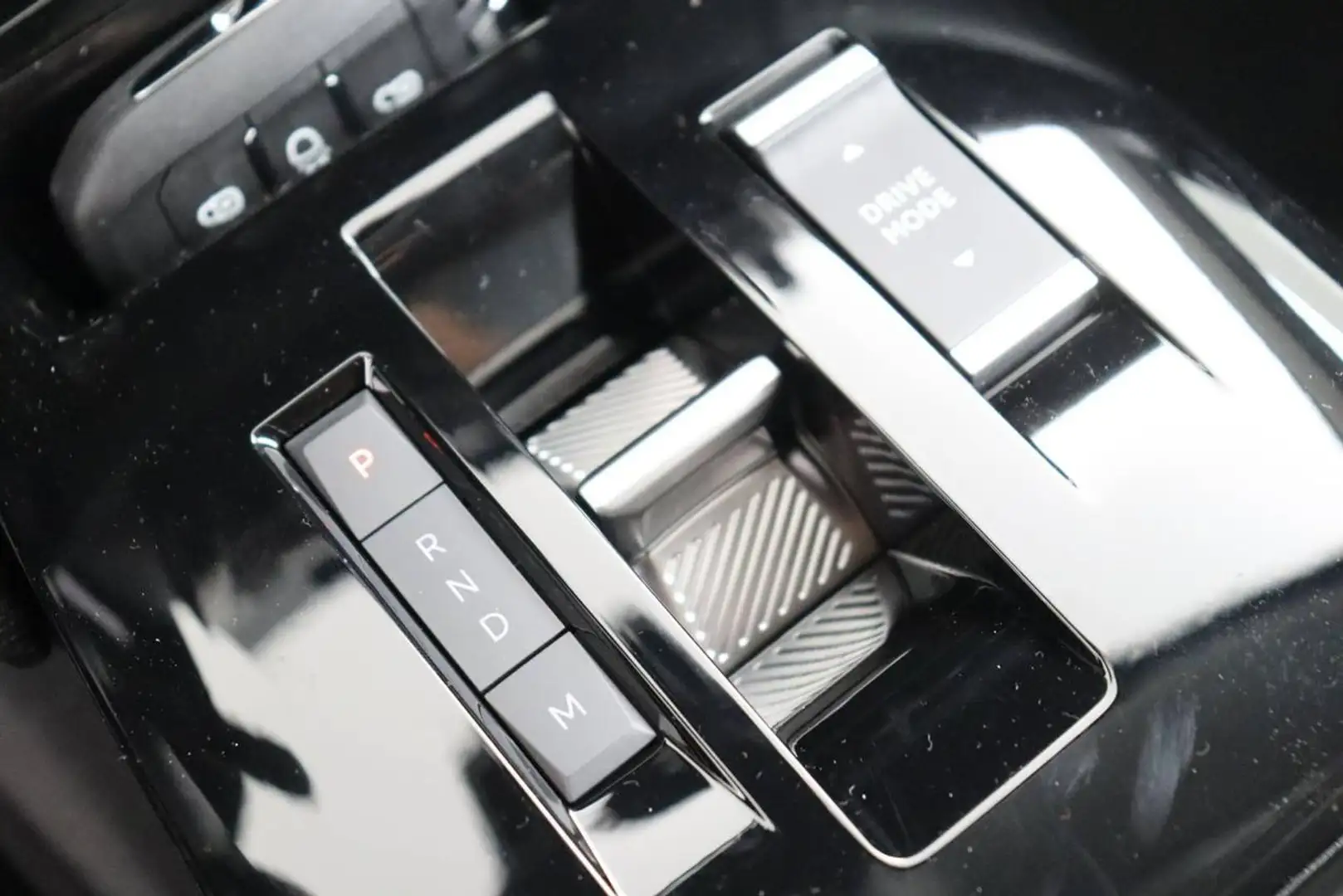 Citroen C4 Hybrid 145 e-DCS6 Max Nero - 2