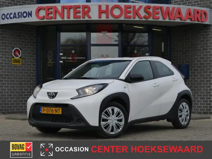 Toyota Aygo X 1.0 VVT-i MT Play