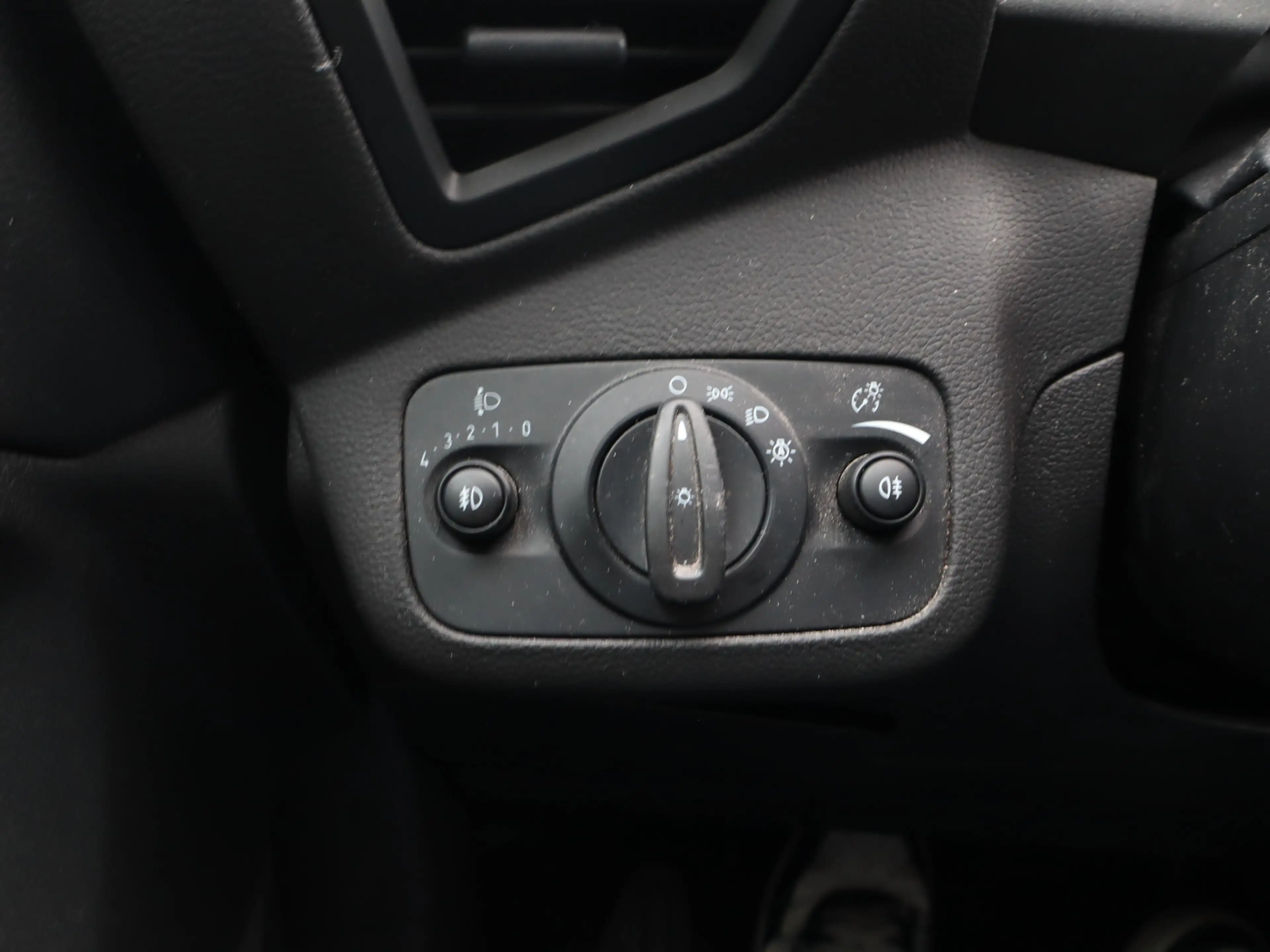 Ford C-Max 1.0 Titanium 125 PK / Trekhaak — photo 16