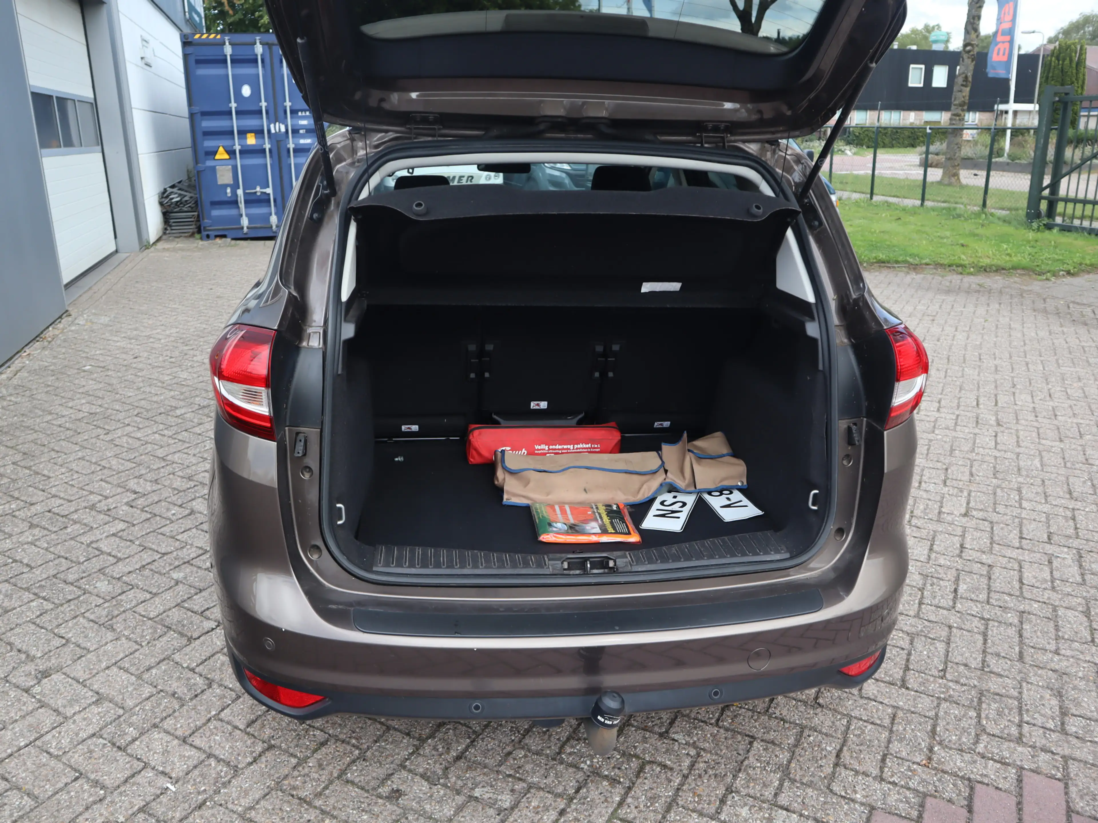 Ford C-Max 1.0 Titanium 125 PK / Trekhaak — photo 8
