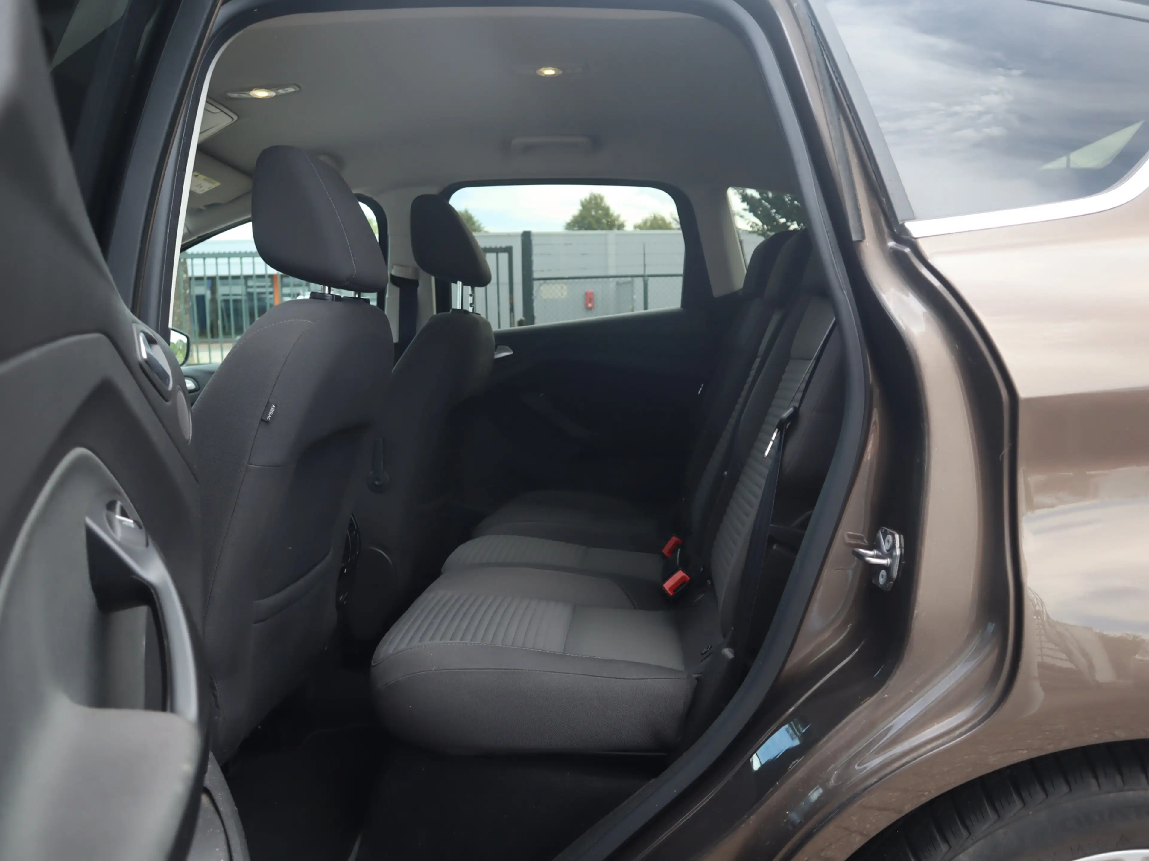 Ford C-Max 1.0 Titanium 125 PK / Trekhaak — photo 7