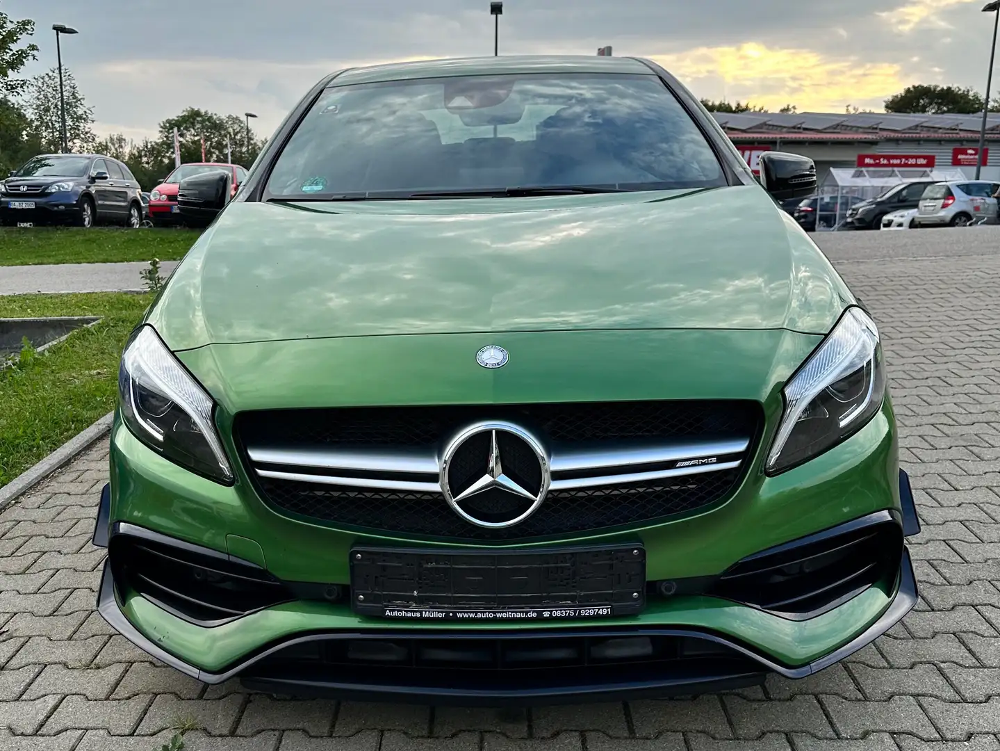 Mercedes-Benz A 45 AMG 4Matic Speedshift 7G-DCT Verde - 1