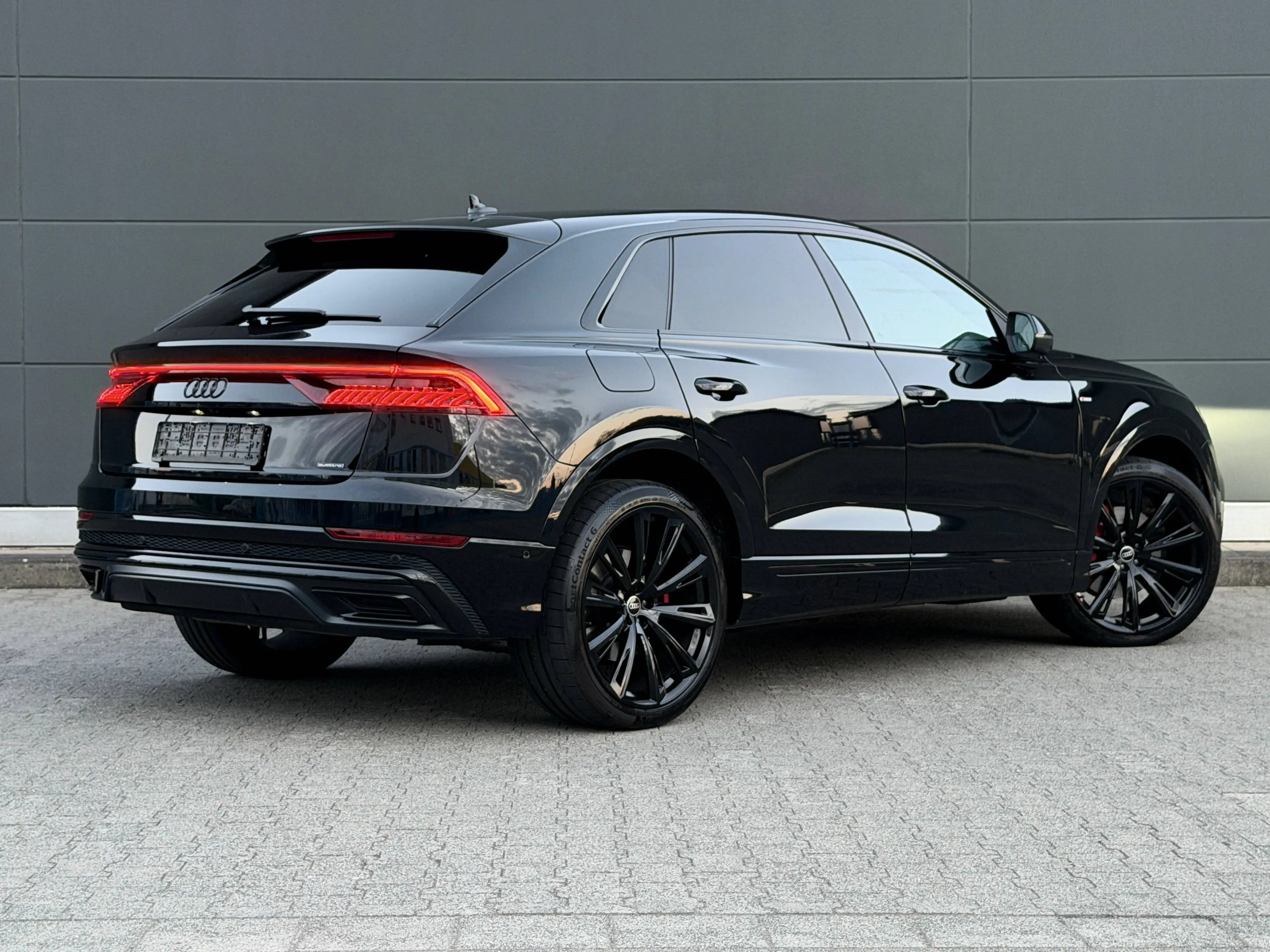 Audi Q8 50 TDI 3x S line Competition RS-Sitze Pano Rute Gurte Standheizung — photo 2