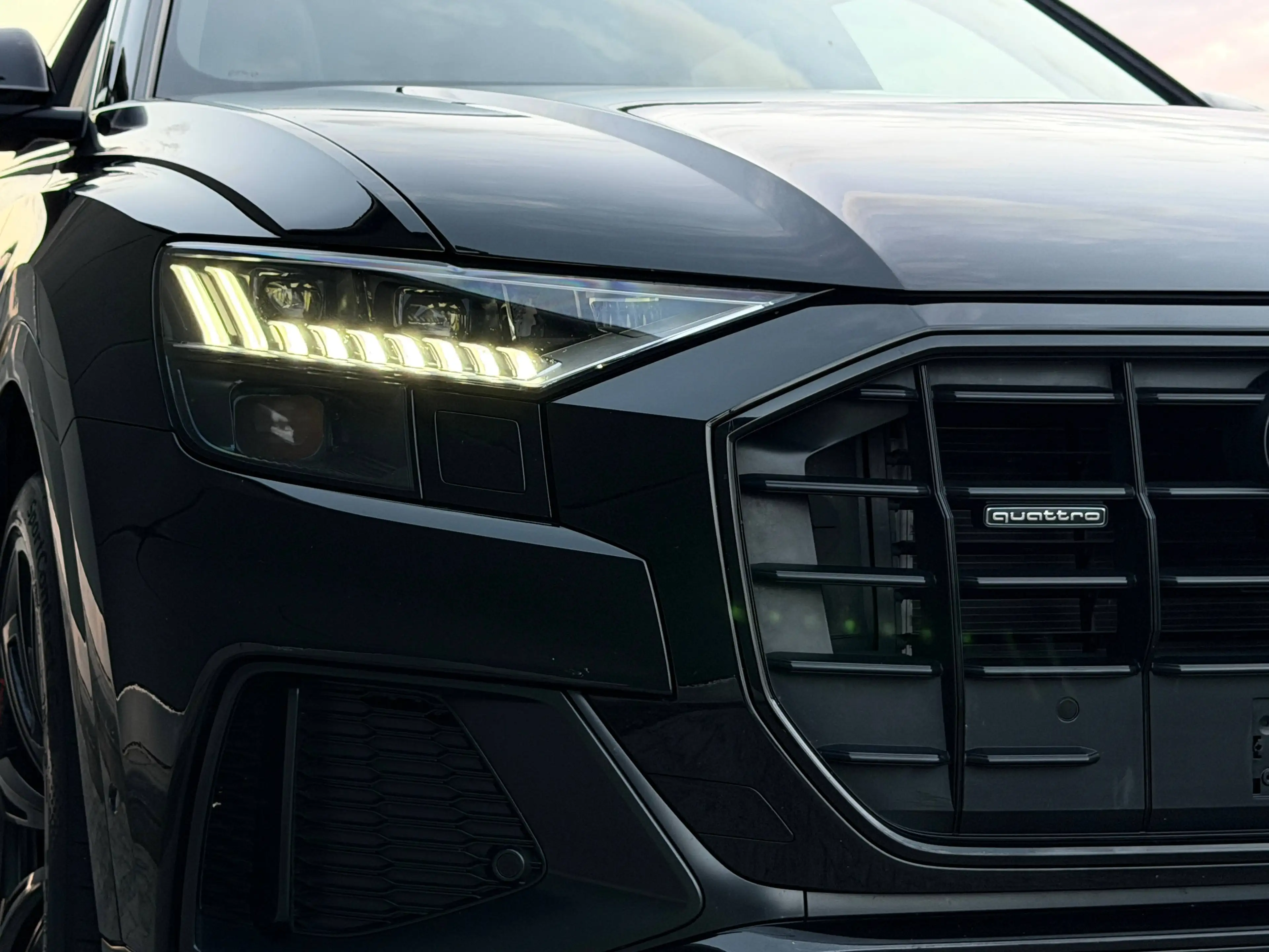 Audi Q8 50 TDI 3x S line Competition RS-Sitze Pano Rute Gurte Standheizung — photo 11