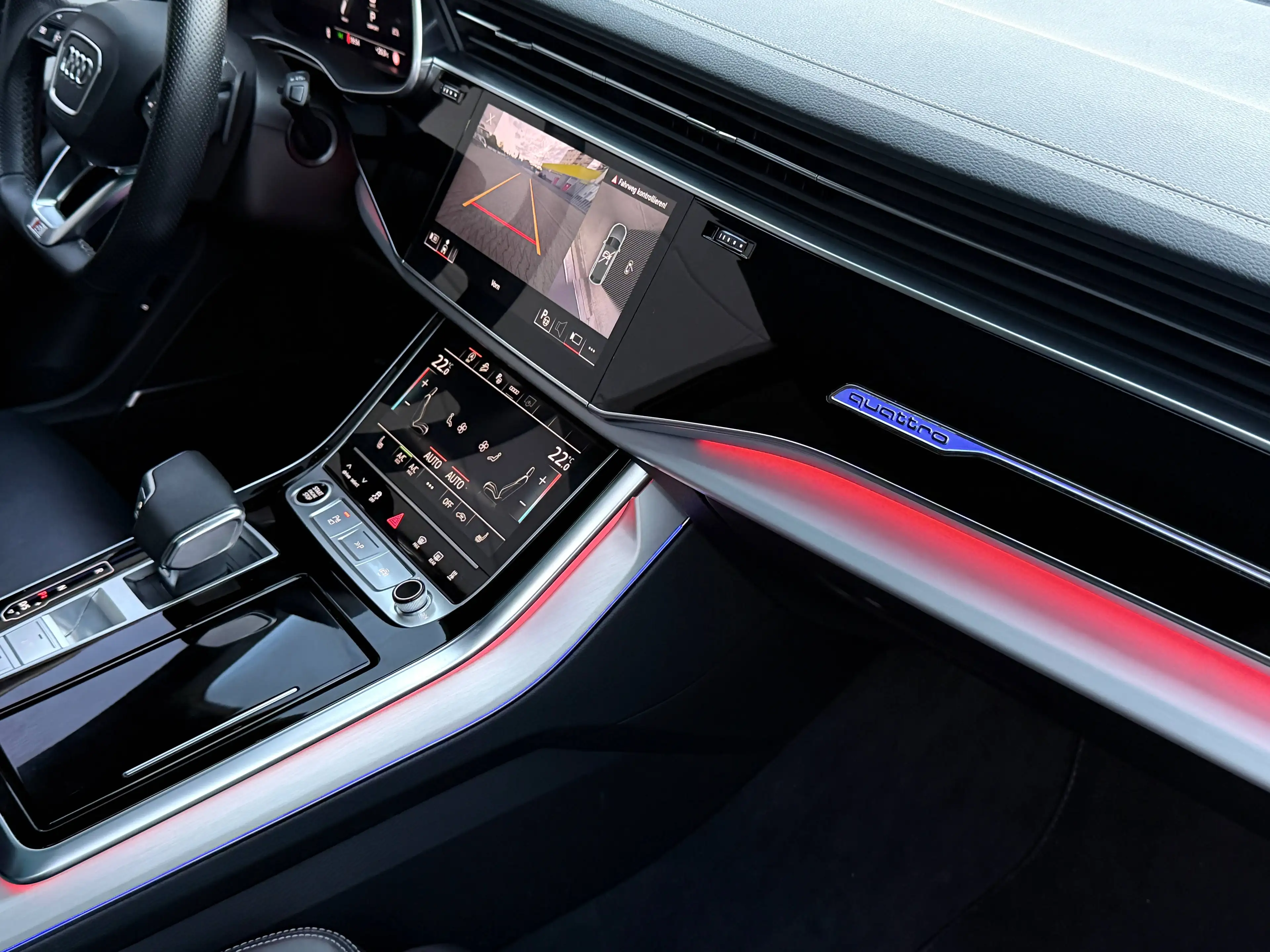 Audi Q8 50 TDI 3x S line Competition RS-Sitze Pano Rute Gurte Standheizung — photo 10