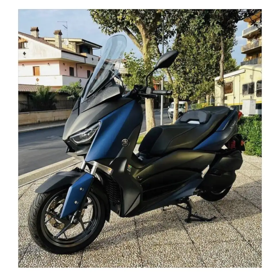 Yamaha X-Max 300
