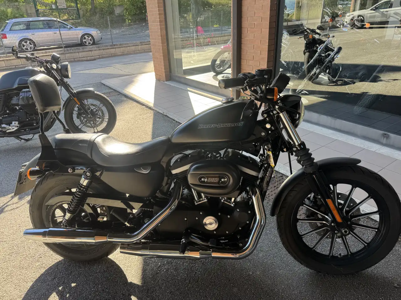Harley-Davidson Iron 883
