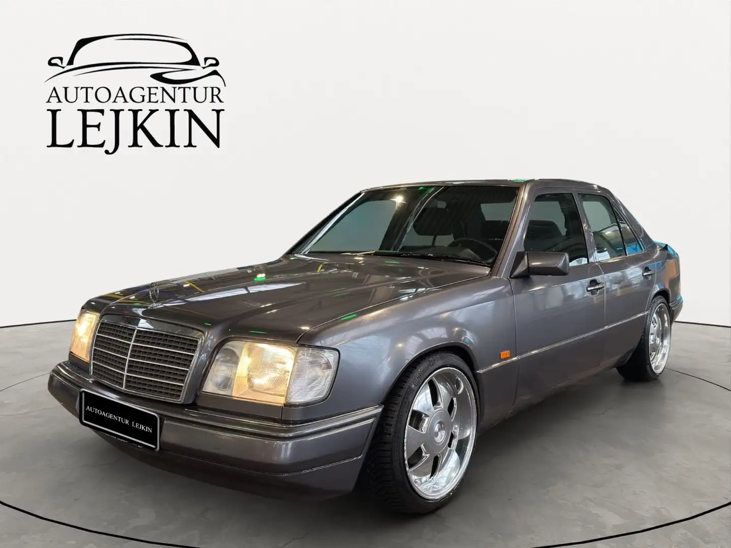 Mercedes-Benz E 200 W124 E200*MAE 18"*KLIMA*TÜV 07/2027*KEIN ROST* Szary - 1