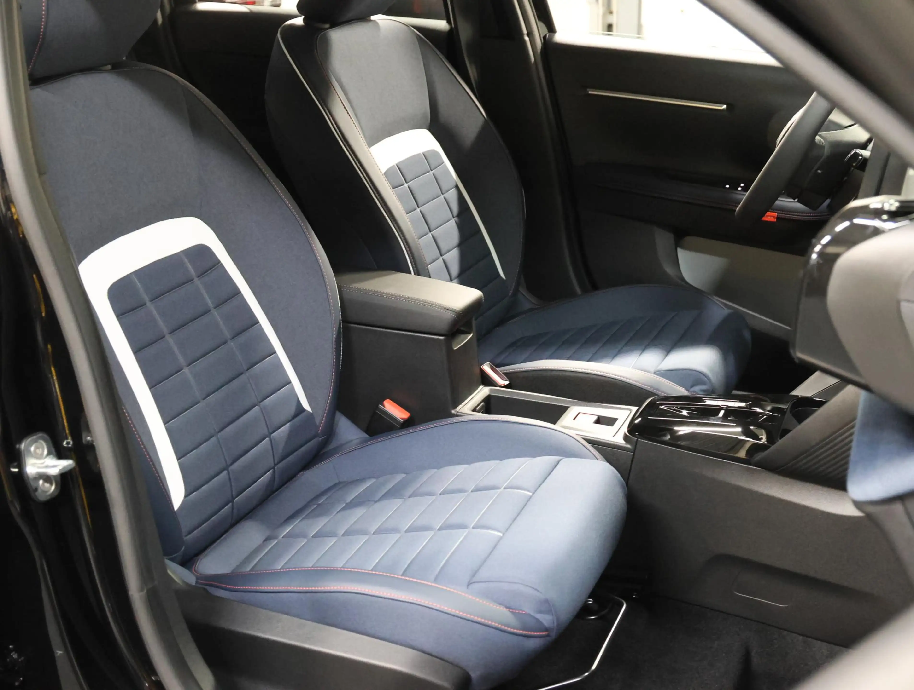Citroen E-C3 Plus 113pk Comfort Range 44 kWh | 8 jaar garantie — photo 10