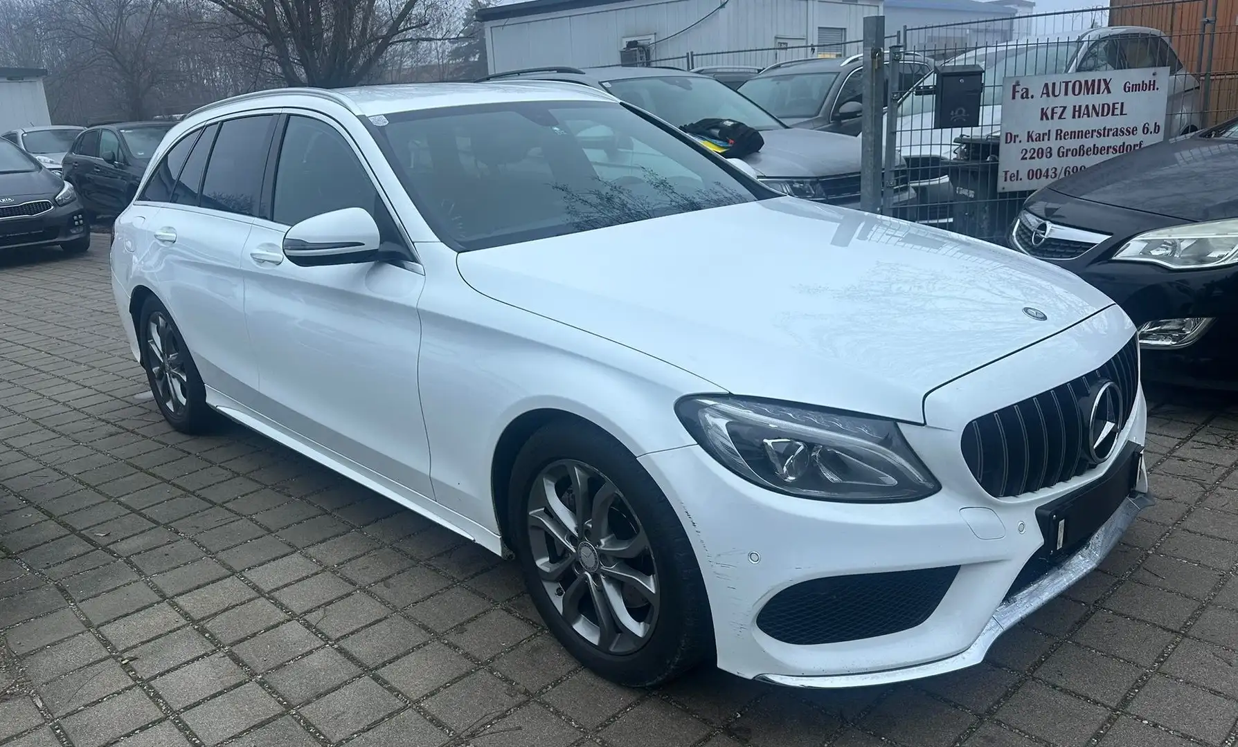 Mercedes-Benz C 180 AMG Line 175469Km Serviceheft Weiß - 1