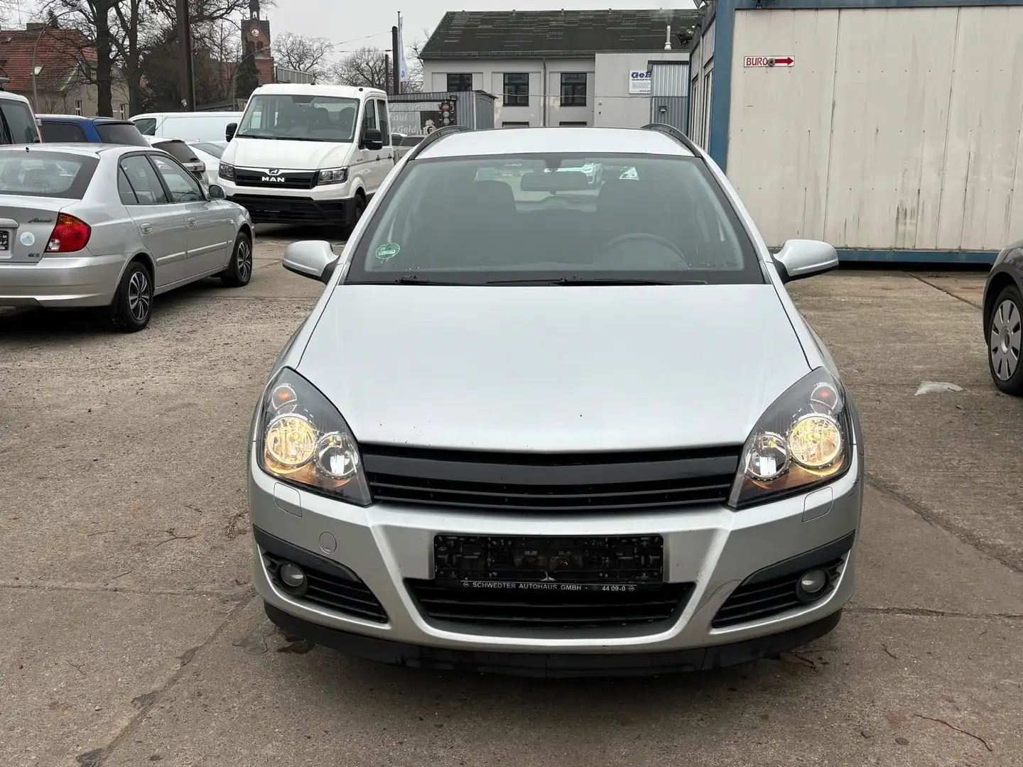 Opel Astra Caravan 1.6 Klimaautomatik Tempomat Silber - 2