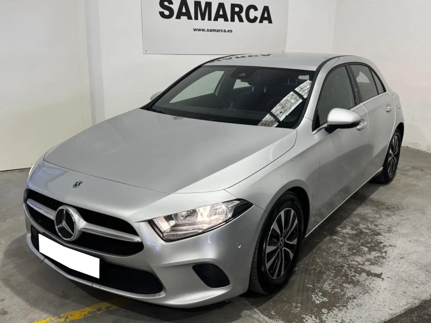 Mercedes-Benz A 180 180d 7G-DCT Gris - 1