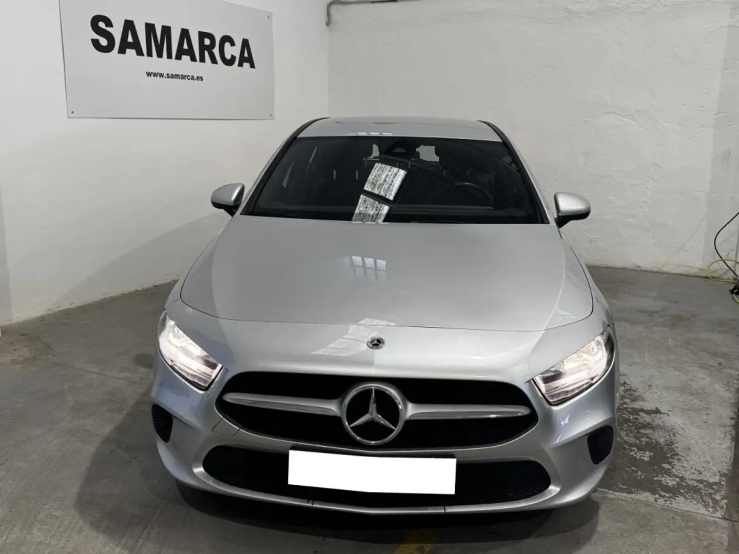 Mercedes-Benz A 180 180d 7G-DCT Gris - 2