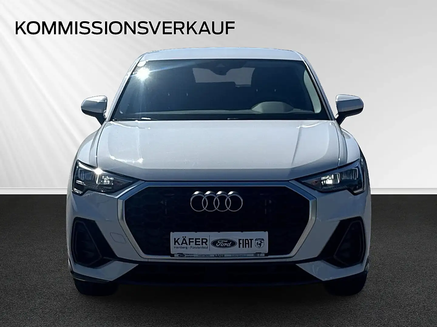 Audi Q3 35 TFSI S-tronic S-line Weiß - 2