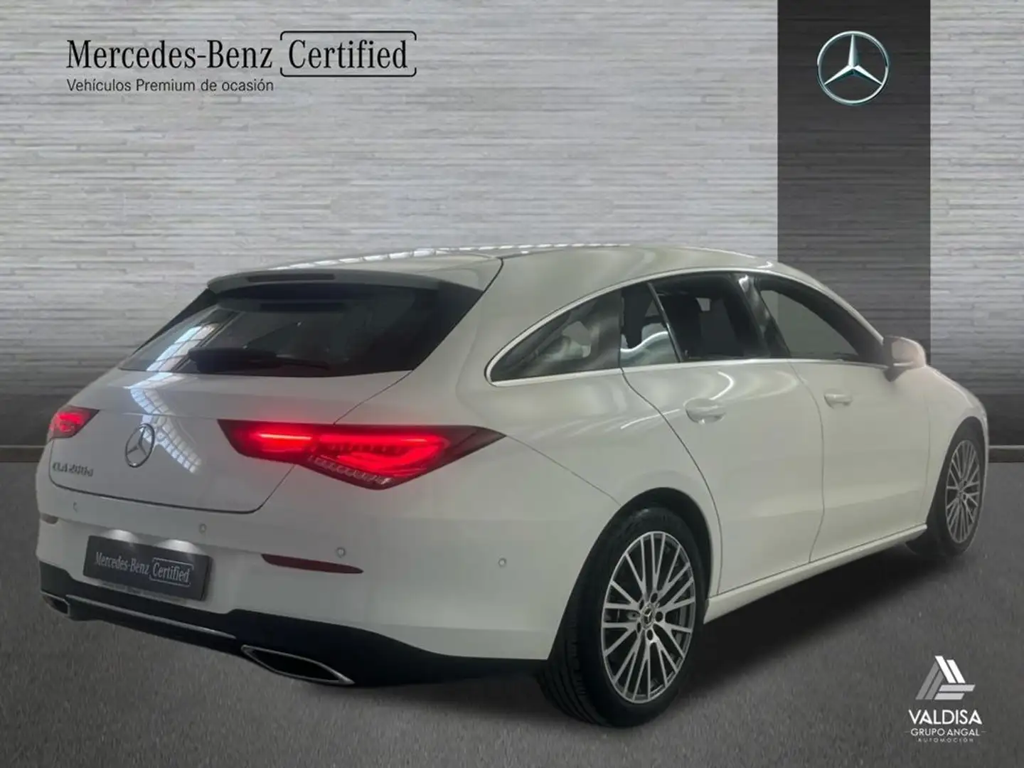 Mercedes-Benz CLA 200 Shooting Brake 200d 8G-DCT - 2
