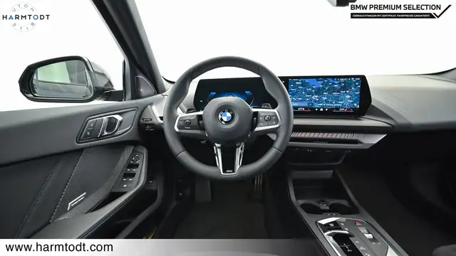 BMW 1 Series view 12