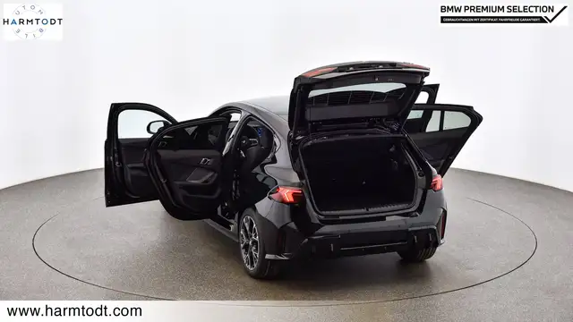 BMW 1 Series view 8