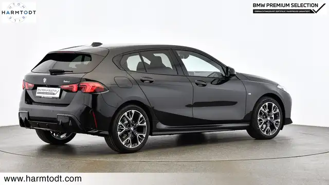 BMW 1 Series view 5