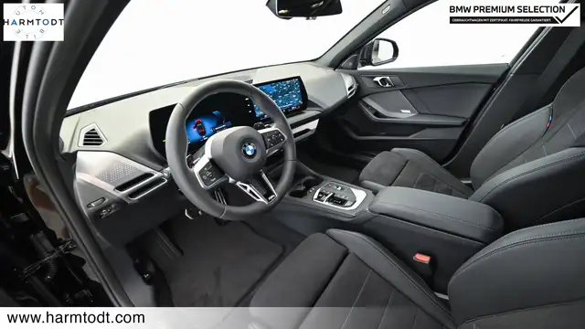 BMW 1 Series view 9