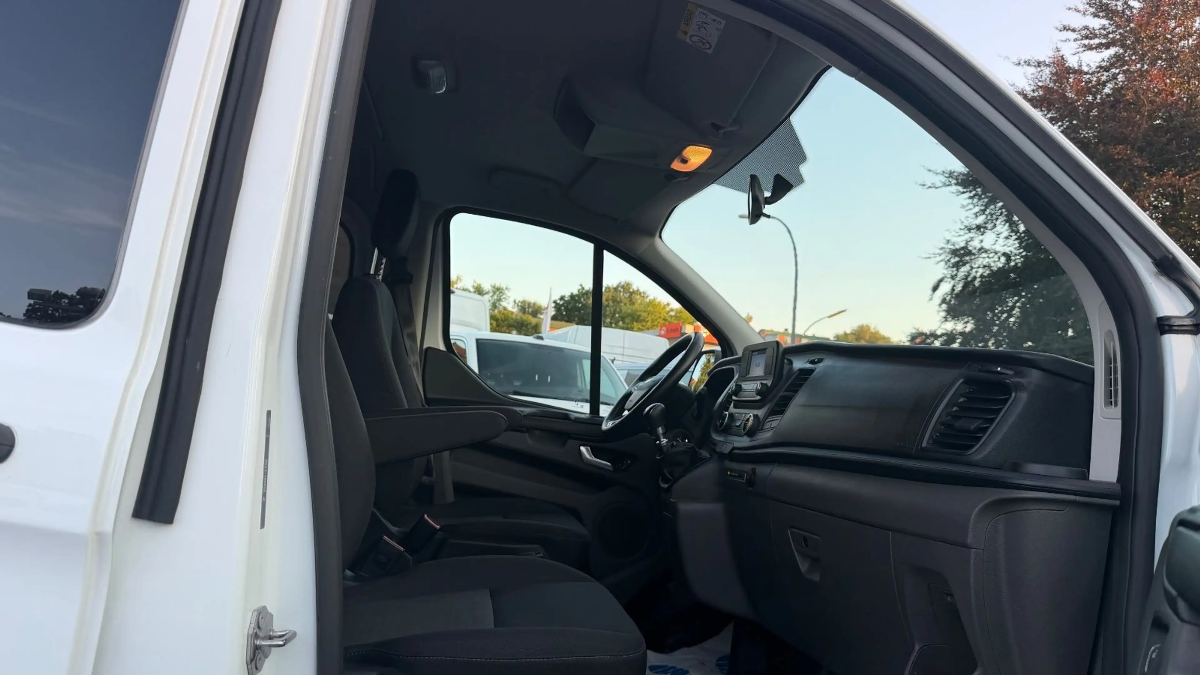 Ford Transit Custom TRANSIT CUSTOM 320 L2 TREND 5SITZER/MIXTO/KAMERA — photo 10