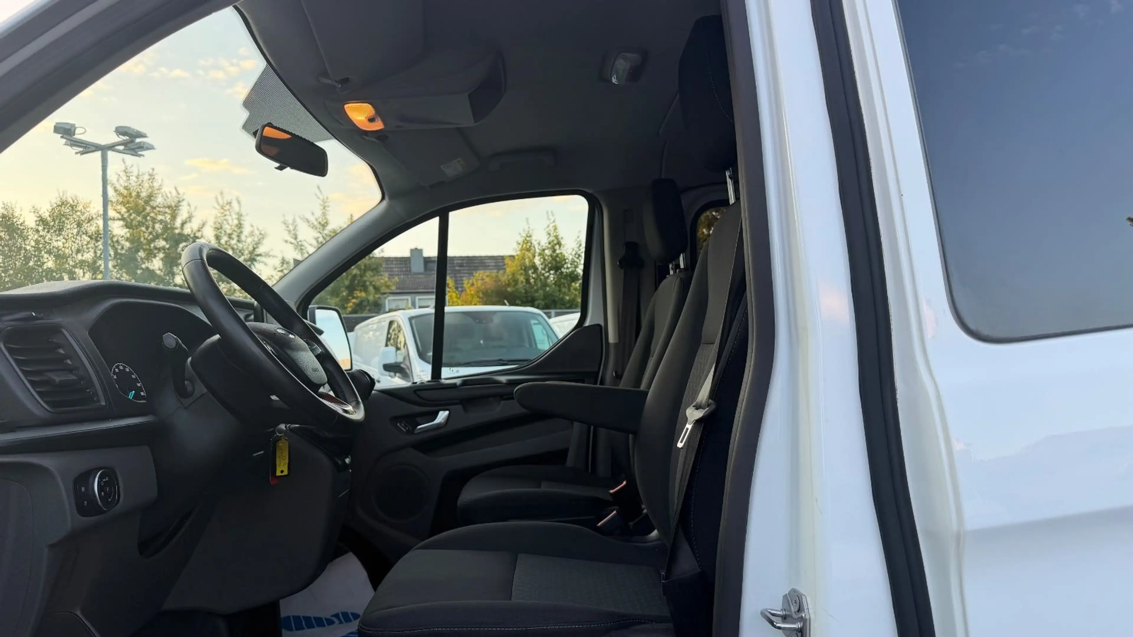 Ford Transit Custom TRANSIT CUSTOM 320 L2 TREND 5SITZER/MIXTO/KAMERA — photo 9