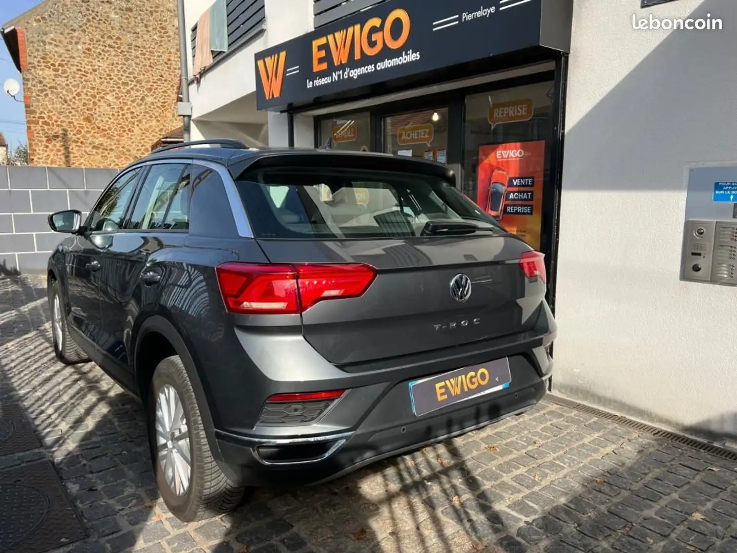 Volkswagen T-Roc 1.5 TSI 150 EVO BVM6 Lounge Gris - 2