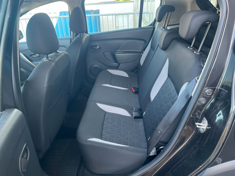Dacia Sandero Stepway Prestige 0.9 TCe 90 — photo 15
