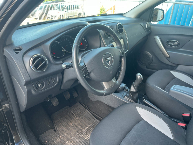 Dacia Sandero Stepway Prestige 0.9 TCe 90 — photo 10