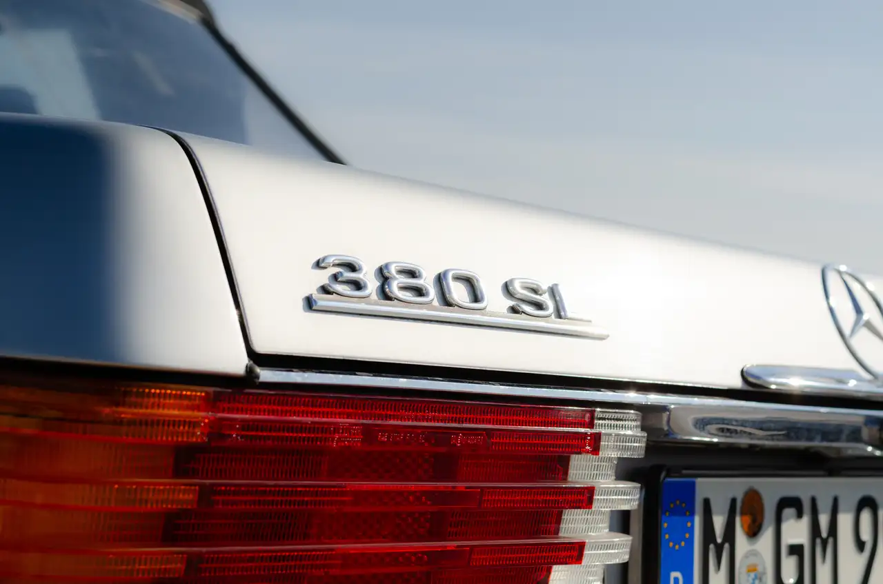 Mercedes-Benz SL 380 R107 Cabriolet | 2. Hand | DE | Originalzustand, foto 9
