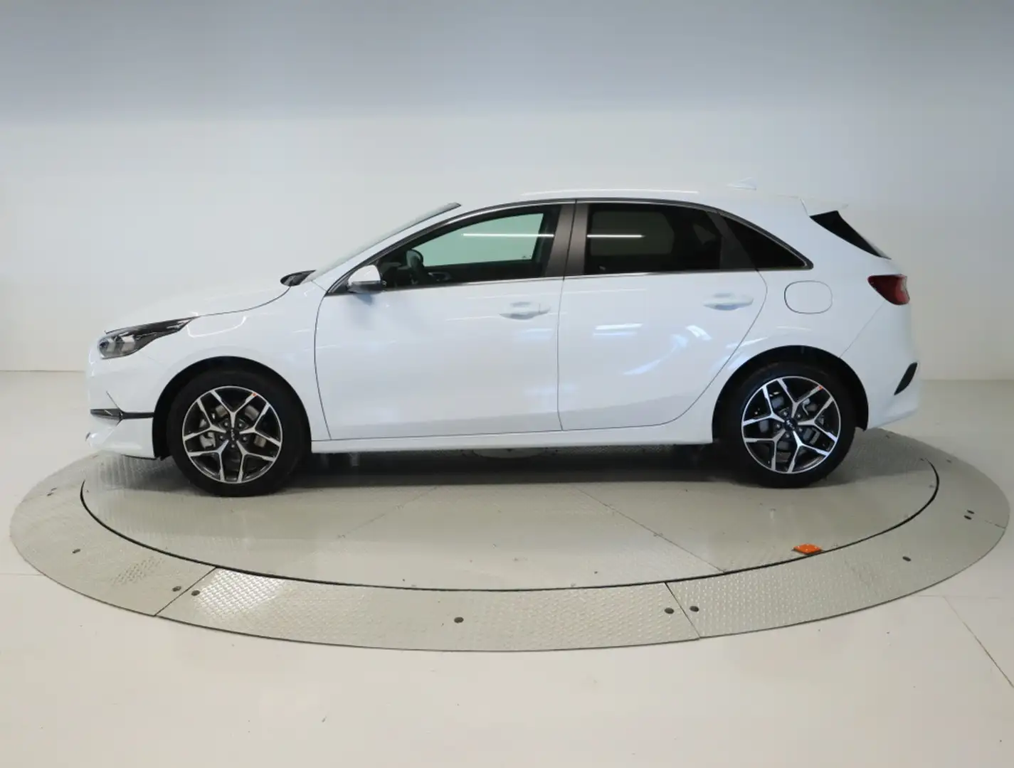 Kia Ceed / cee'd 1.0 T-GDI Eco-Dynamics Tech 100 Wit - 2