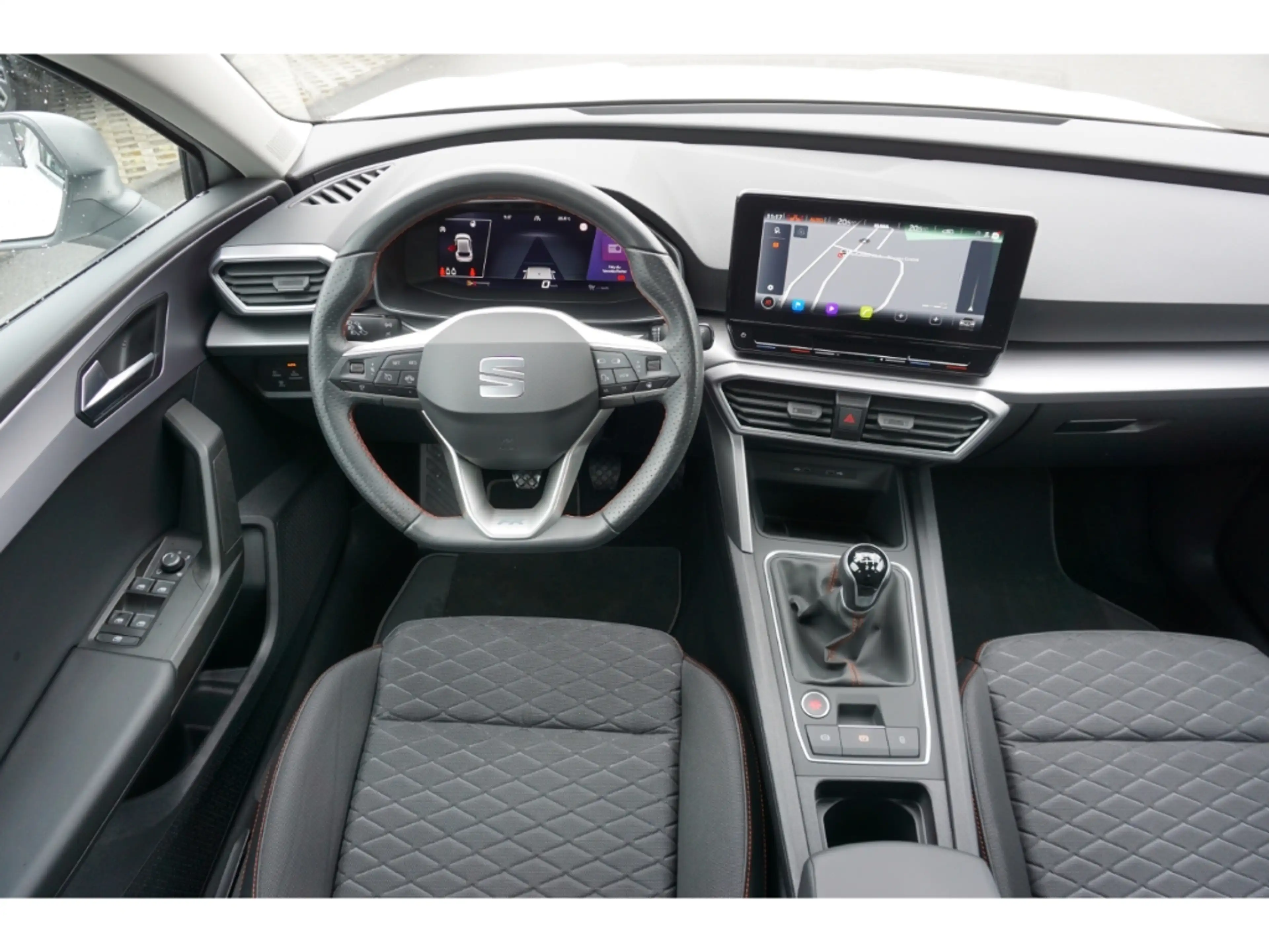 SEAT Leon 1.5TSI FR-Navi-Winterpaket-Klimaauto-AbstTempo-EU6 — photo 5