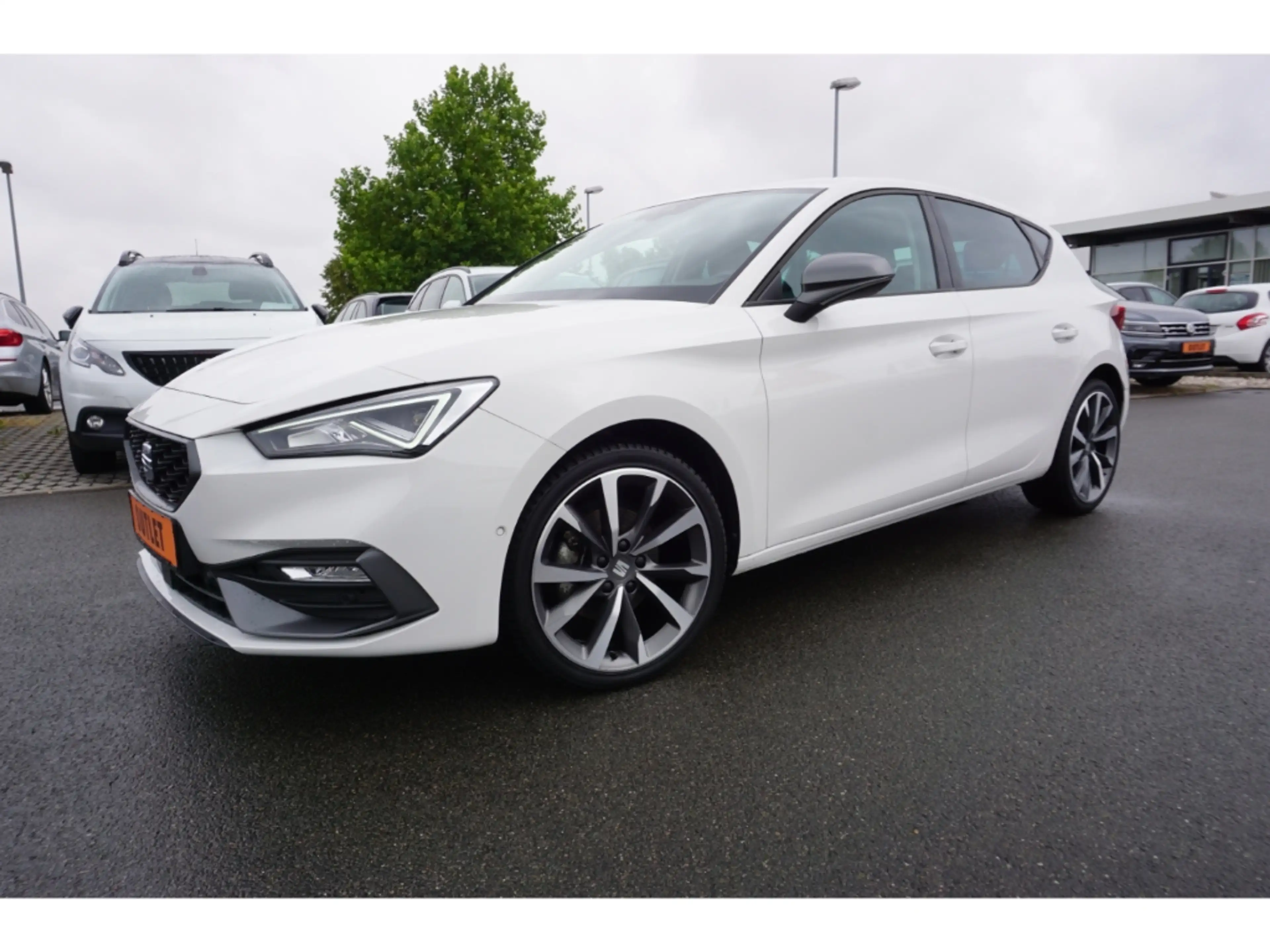 SEAT Leon 1.5TSI FR-Navi-Winterpaket-Klimaauto-AbstTempo-EU6 — photo 3